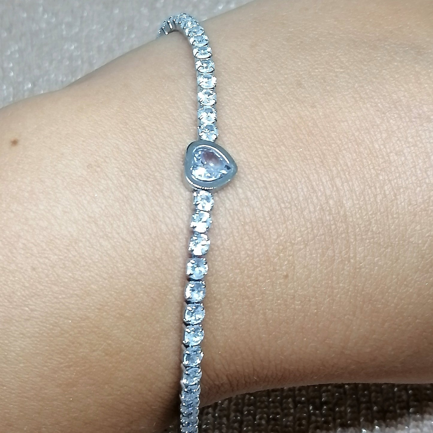 Bracelet GEORGINA argenté avec zircons – Acier inoxydable