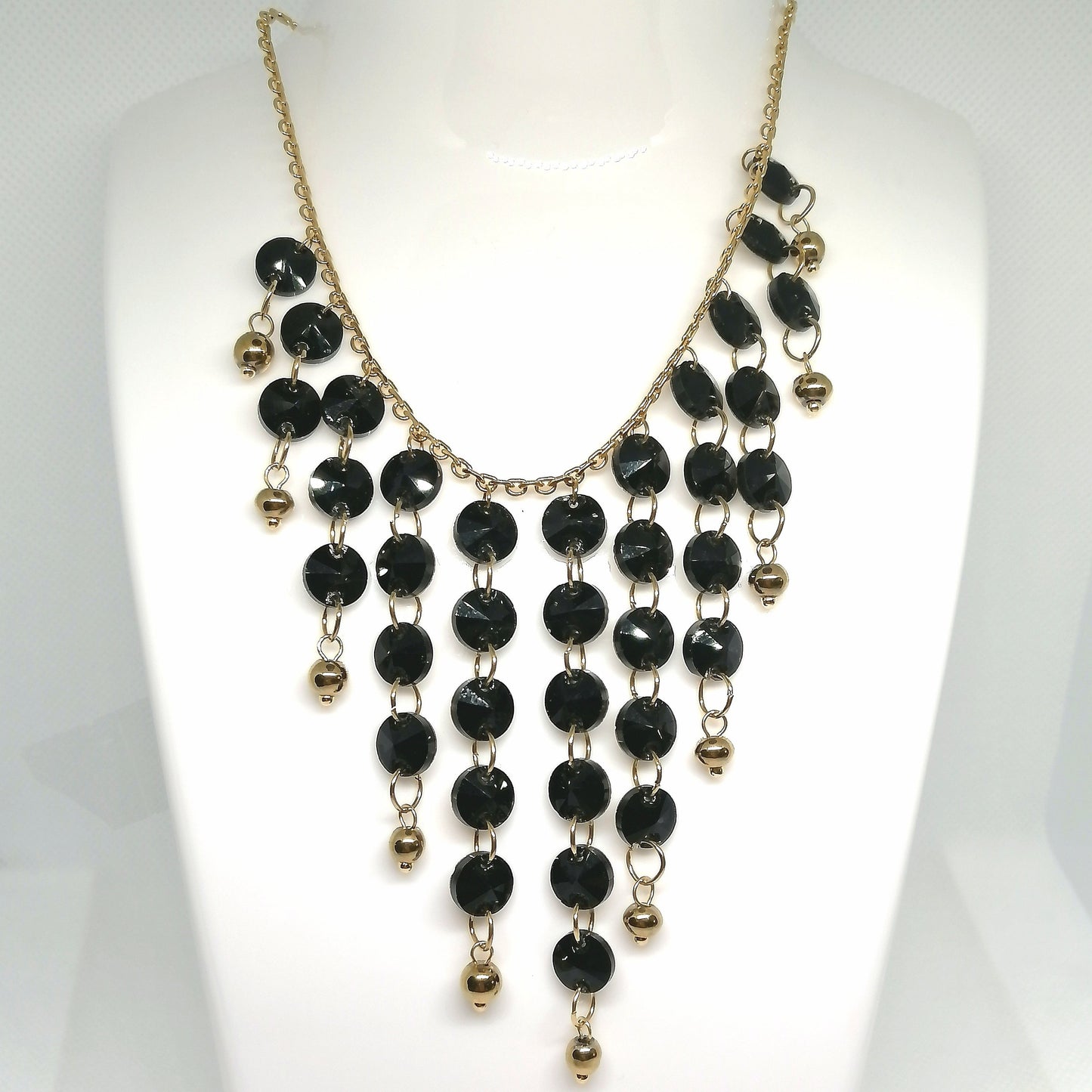 Collier "KIM" doré avec pampilles et pierres noires – Acier inoxydable