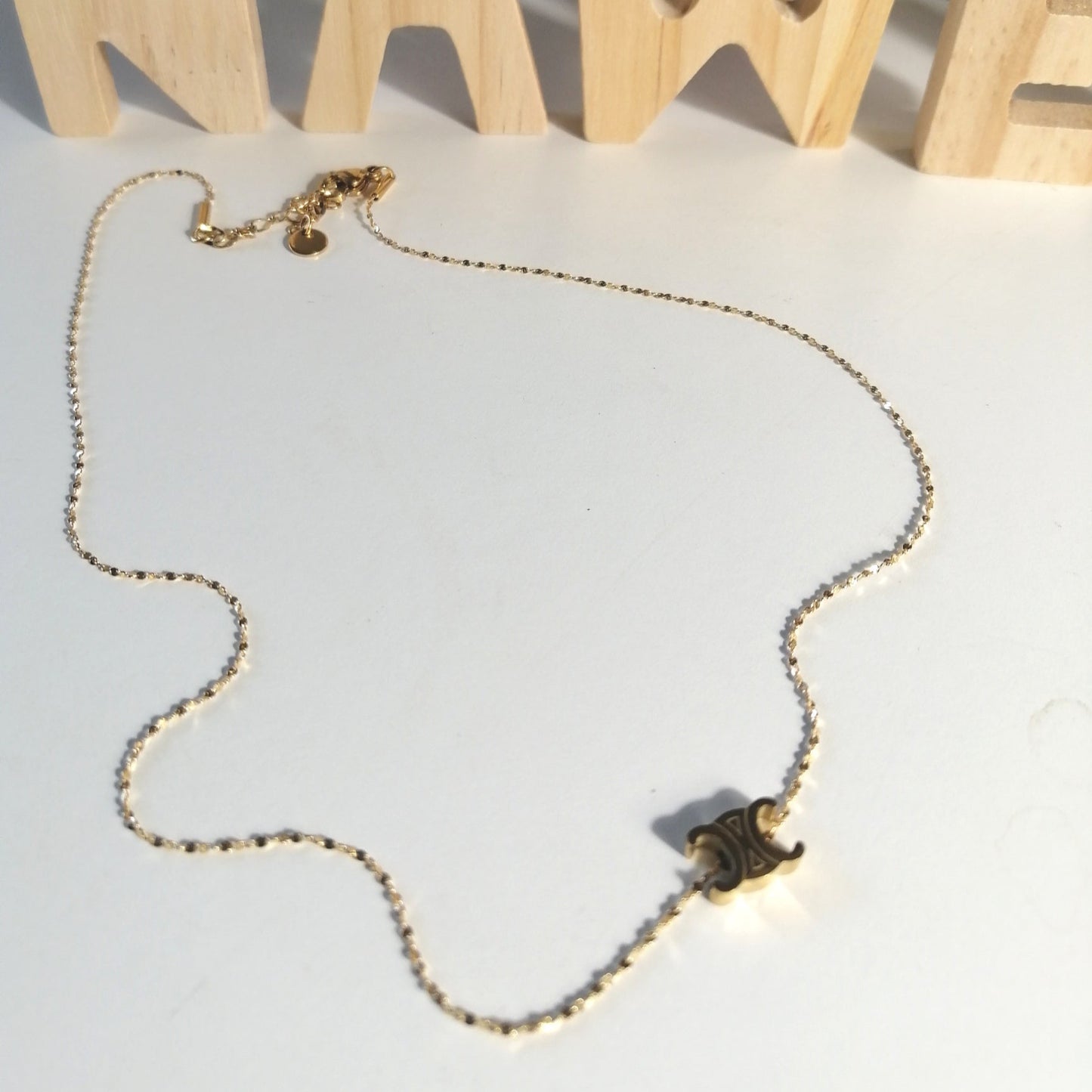 Collier SUCCESS