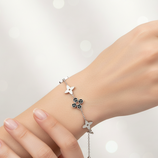 Bracelet trèfles argenté "DAME DE TRÈFLE" – Bijou femme acier inoxydable rouge et noir