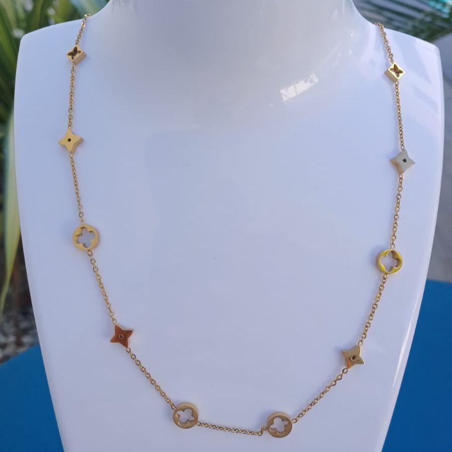 Collier "SCHAÏMA" en Acier Inoxydable – Élégant et Résistant